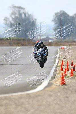 media/Sep-20-2025-TrackDaz (Sat) [[27f0cde673]]/B Group/220pm (Turn 9)/